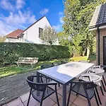 Raphaelle - Close To Plopsaland De Panne! De Panne