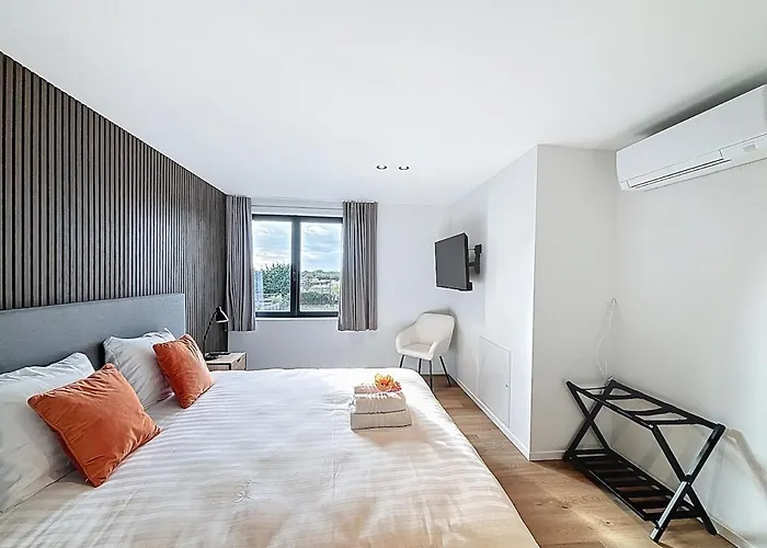 Raphaelle - Close To Plopsaland De Panne! De Panne