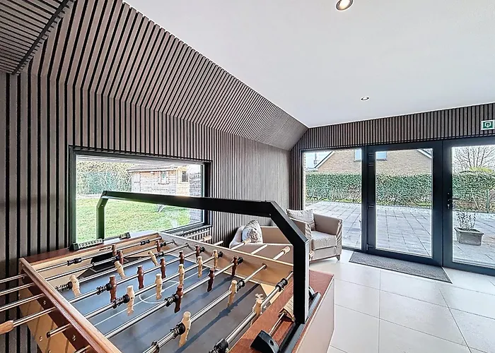 Raphaelle - Close To Plopsaland De Panne! De Panne